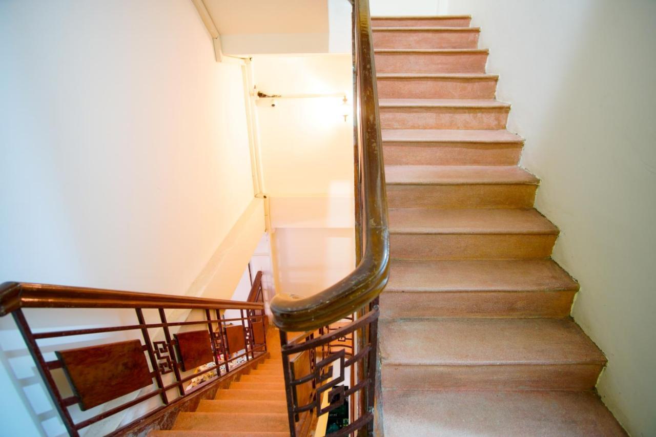 Vivu Homestay Хюе Екстер'єр фото